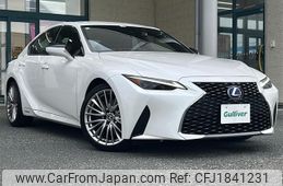 lexus is 2021 CFJ1841231