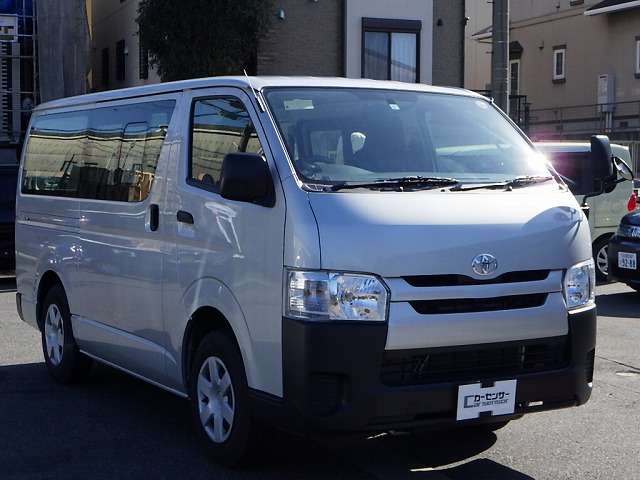 toyota hiace-van 2015 18011402 image 1