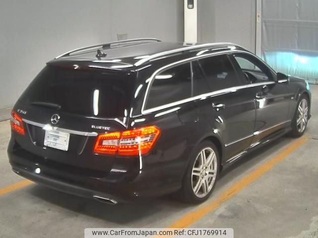 mercedes-benz e-class-station-wagon 2011 CFJ1769914 image 2