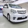 toyota noah 2010 ENHANCEAUTO_1_ea289810 image 1