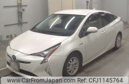 toyota prius 2017 -TOYOTA--Prius ZVW50-8060647---TOYOTA--Prius ZVW50-8060647-