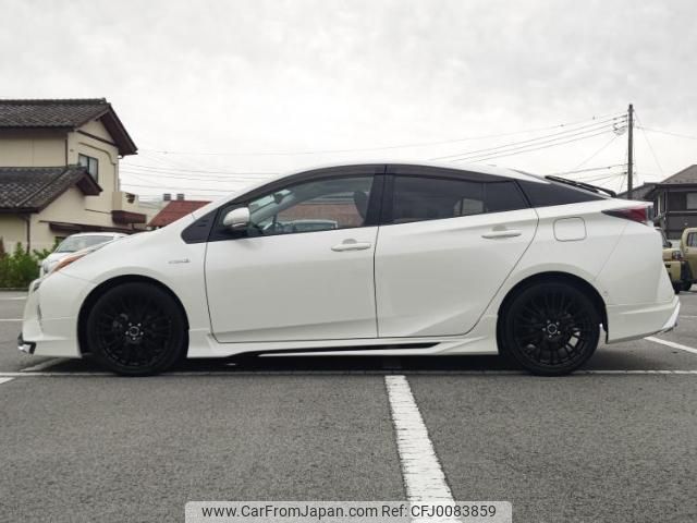 toyota prius 2017 quick_quick_DAA-ZVW51_ZVW51-6052740 image 2