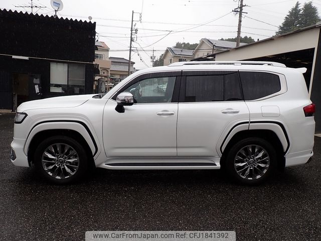 toyota land-cruiser 2023 CFJ1841392 image 2