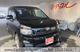 toyota voxy 2011 quick_quick_DBA-ZRR70W_0389799