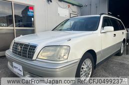 toyota crown-estate 2000 40