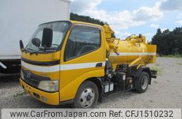 hino dutro 2009 CFJ1510232