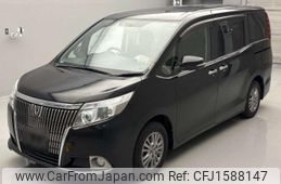 toyota esquire 2014 CFJ1588147