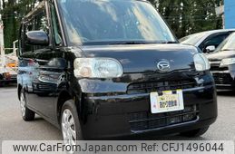 daihatsu tanto 2011 CFJ1496044