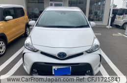 toyota prius-α 2019 CFJ1725841