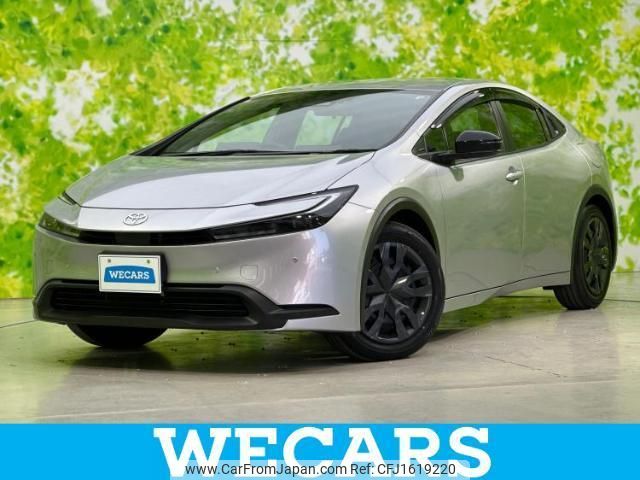toyota prius 2023 CFJ1619220 image 1