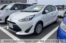 toyota aqua 2018 CFJ1455455