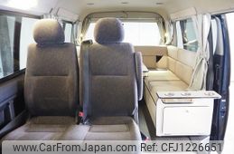 toyota hiace-wagon 2012 GOO_JP_700030304130250526002