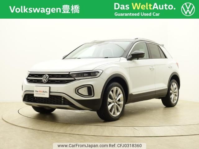 volkswagen volkswagen-others 2024 -VOLKSWAGEN--VW T-Roc 3DA-A1DFF--WVGZZZA1ZPV713***---VOLKSWAGEN--VW T-Roc 3DA-A1DFF--WVGZZZA1ZPV713***- image 1