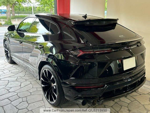 lamborghini lamborghini-urus 2018 CFJ1715950 image 2