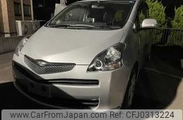 toyota ractis 2009 TE1174