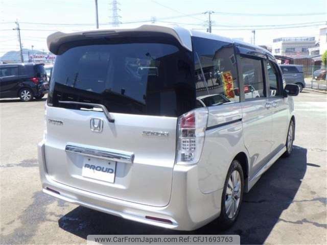 honda stepwagon 2010 CFJ1693763 image 2