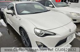 toyota 86 2012 -TOYOTA 【三河 302ﾊ0131】--86 ZN6--014111---TOYOTA 【三河 302ﾊ0131】--86 ZN6--014111-