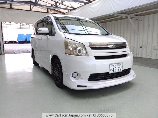 toyota noah 2010 ENHANCEAUTO_1_ea292802 image 1