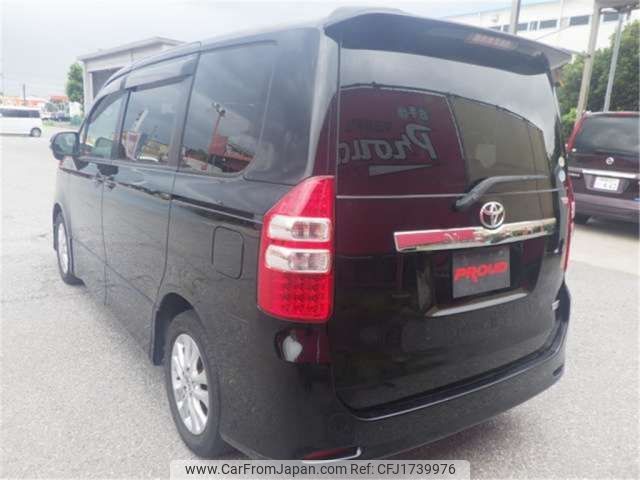 toyota noah 2010 CFJ1739976 image 2