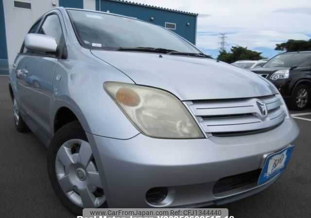 toyota ist 2002 646828-Y2025060251F-12 image 1