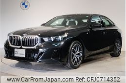 bmw 5-series 2024 -BMW--BMW 5 Series 3CA-22FL20--WBA22FL000CR09692---BMW--BMW 5 Series 3CA-22FL20--WBA22FL000CR09692-