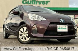 toyota aqua 2014 -TOYOTA--AQUA DAA-NHP10--NHP10-2347090---TOYOTA--AQUA DAA-NHP10--NHP10-2347090-