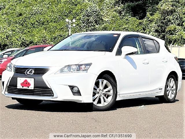 lexus ct 2015 -LEXUS--Lexus CT DAA-ZWA10--ZWA10-2242117---LEXUS--Lexus CT DAA-ZWA10--ZWA10-2242117- image 1