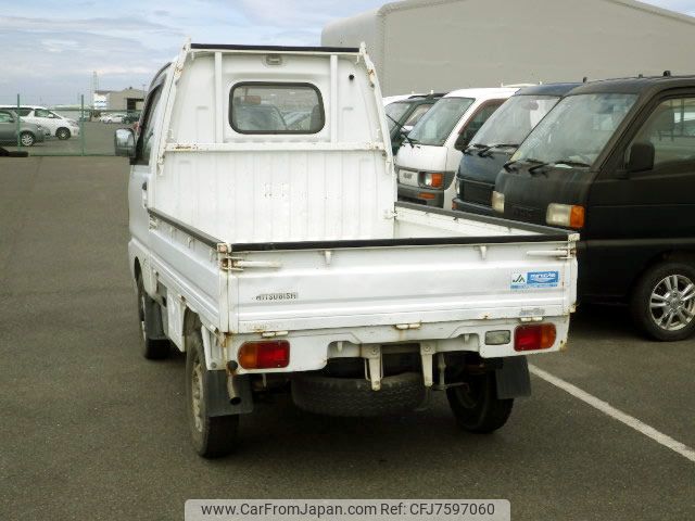 mitsubishi minicab-truck 1994 No.14000 image 2