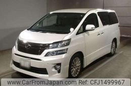 toyota vellfire 2013 CFJ1499967