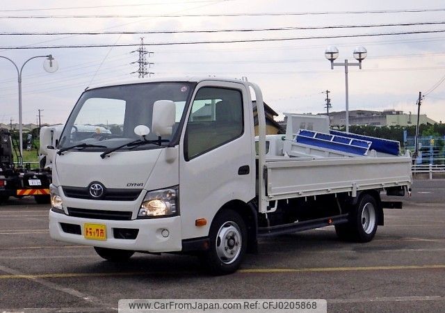 toyota dyna-truck 2014 REALMOTOR_N9024070022F-90 image 1