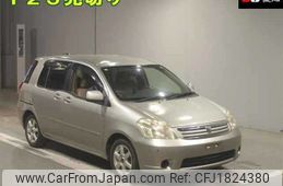toyota raum 2004 CFJ1824380