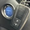 toyota c-hr 2017 quick_quick_DAA-ZYX10_ZYX10-2028428 image 11