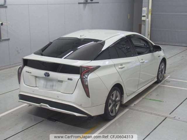 toyota prius 2016 -TOYOTA 【名古屋 305ﾏ2247】--Prius DAA-ZVW51--ZVW51-6023913---TOYOTA 【名古屋 305ﾏ2247】--Prius DAA-ZVW51--ZVW51-6023913- image 2