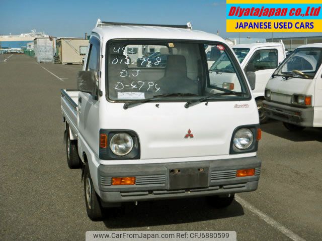 mitsubishi minicab-truck 1992 No.13506 image 1