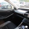 lexus is 2013 CFJ1522300 image 6