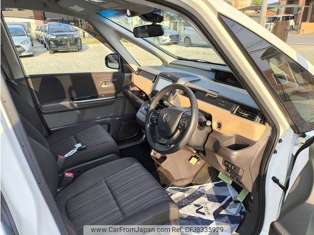 honda freed 2017 CFJ8335929 image 2