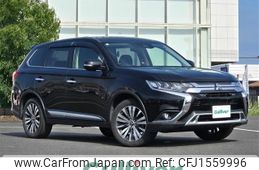 mitsubishi outlander 2018 CFJ1559996
