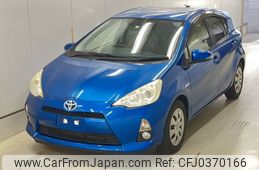 toyota aqua 2013 -TOYOTA--AQUA NHP10-6237225---TOYOTA--AQUA NHP10-6237225-