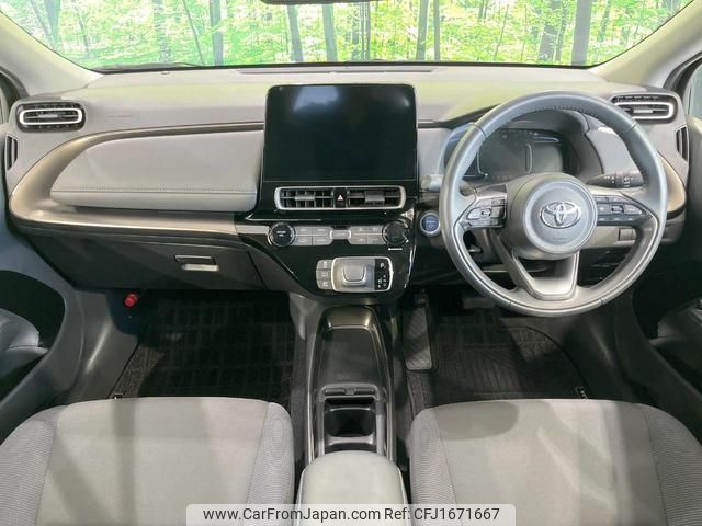 toyota aqua 2021 CFJ1671667 image 2