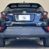 toyota c-hr 2018 quick_quick_DAA-ZYX10_ZYX10-2126871 image 13