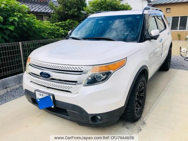ford explorer 2015 CFJ7664638 image 1