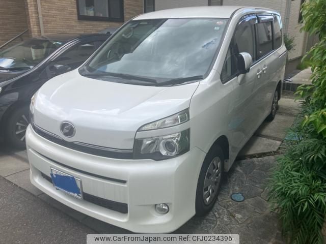 toyota voxy 2013 -TOYOTA--Voxy DBA-ZRR70G--ZRR70-0588066---TOYOTA--Voxy DBA-ZRR70G--ZRR70-0588066- image 1