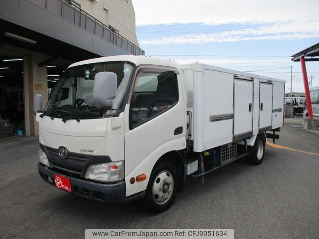 toyota dyna-truck 2013 CFJ9051634 image 1