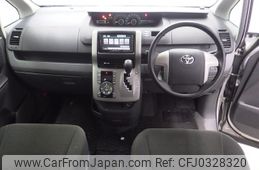 toyota noah 2007 NIKYO_EX55584