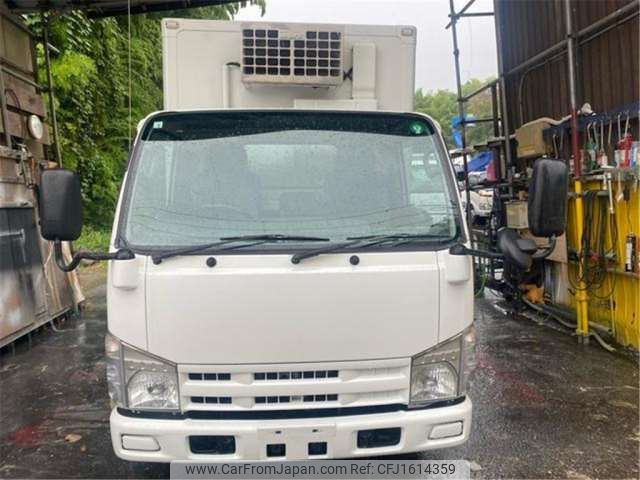 isuzu elf-truck 2013 CFJ1614359 image 2