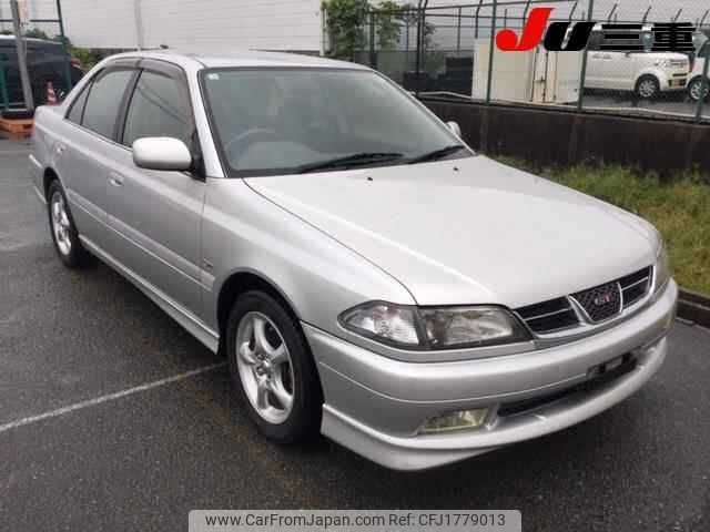 toyota carina 2000 CFJ1779013 image 1