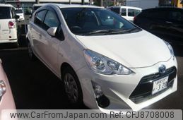 toyota aqua 2016 CFJ8708008