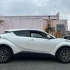 toyota c-hr 2018 CARSENSOR_JP_AU6030956145 image 14