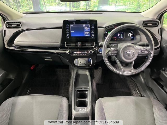 toyota aqua 2022 CFJ1764689 image 2