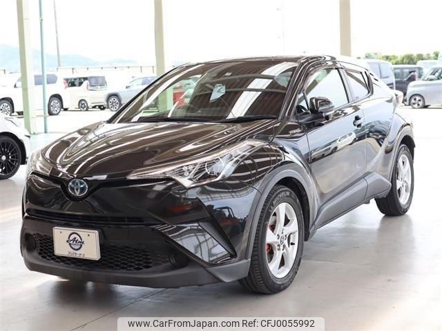 toyota c-hr 2017 -TOYOTA--C-HR DAA-ZYX10--ZYX10-2052598---TOYOTA--C-HR DAA-ZYX10--ZYX10-2052598- image 1